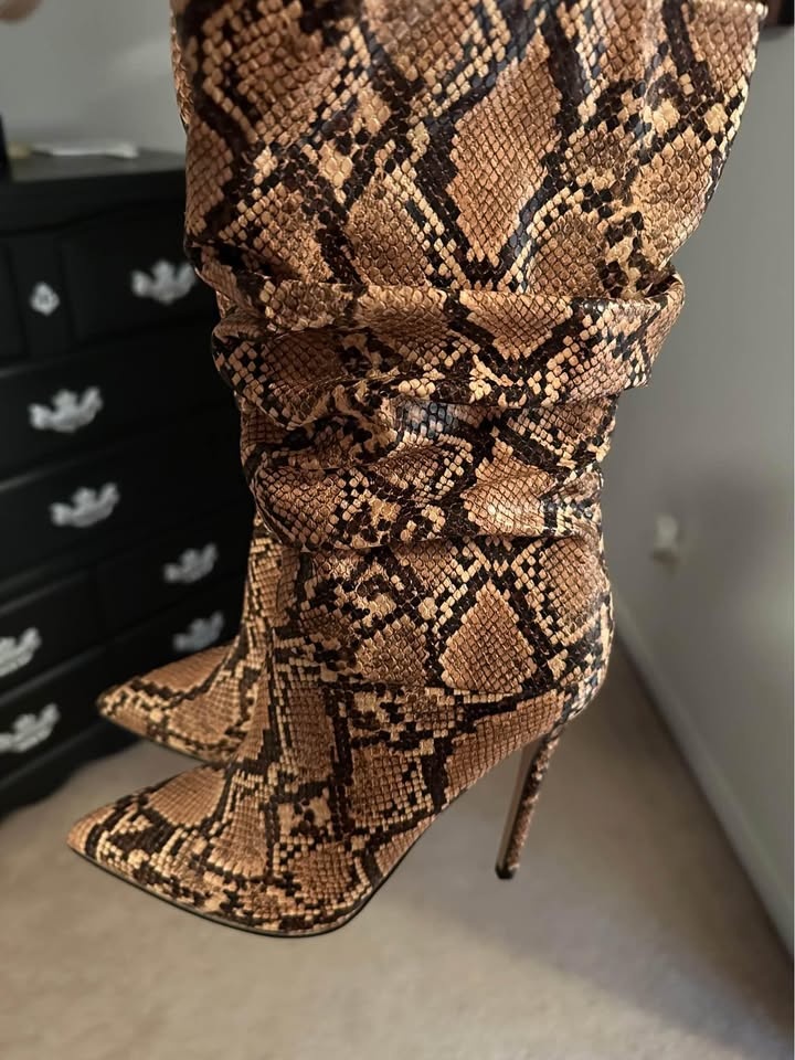 Shoedazzle Carlee Slouchy Stiletto Boot - photo 2