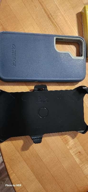 Samsung S22 Otterbox Defender Case with Belt Clip