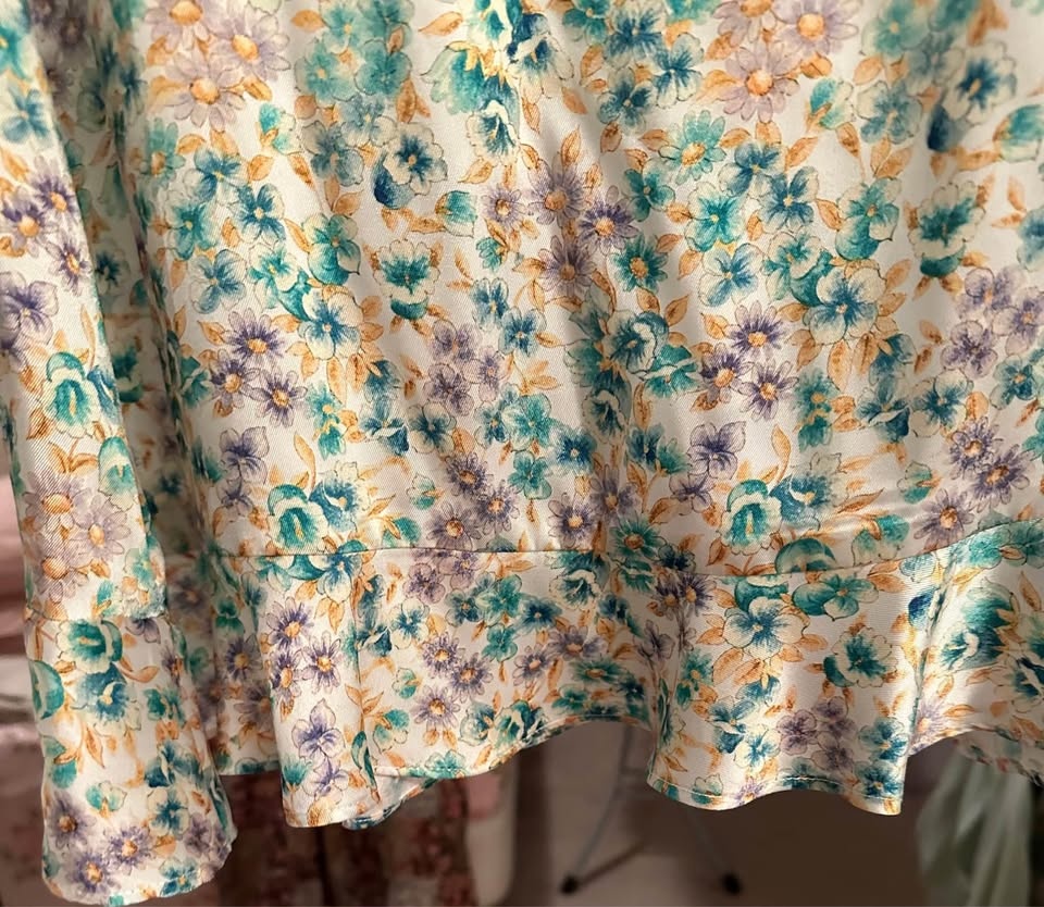 Zara Satin effect floral skirt - photo 2