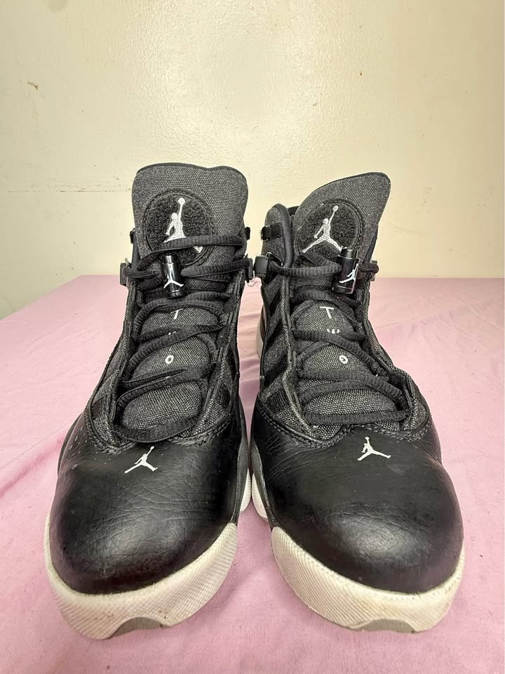 Jordan Sneakers for Teens - Size 7Y