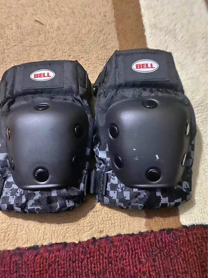Junior Hockey Equipment - Take the whole Lot 🏆