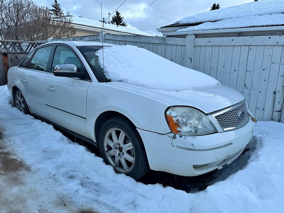 2004 Ford Five Hundred