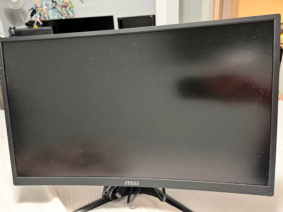 MSI Monitor READ THE DESCRIPTION!!