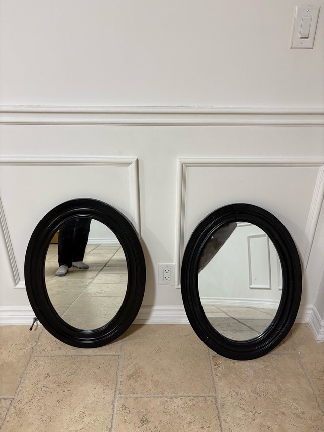 3 Oval Mirrors - photo 2