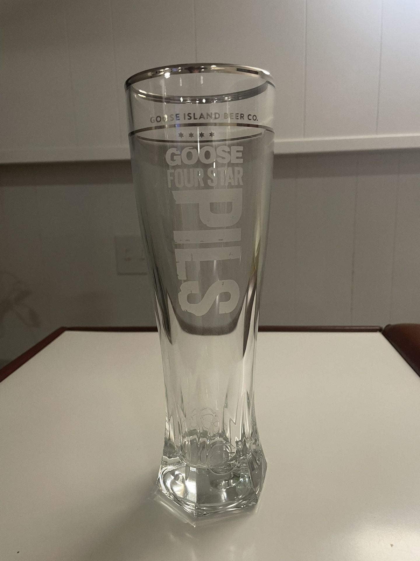 12 Goose Island Beer Co. Pilsner Glasses
