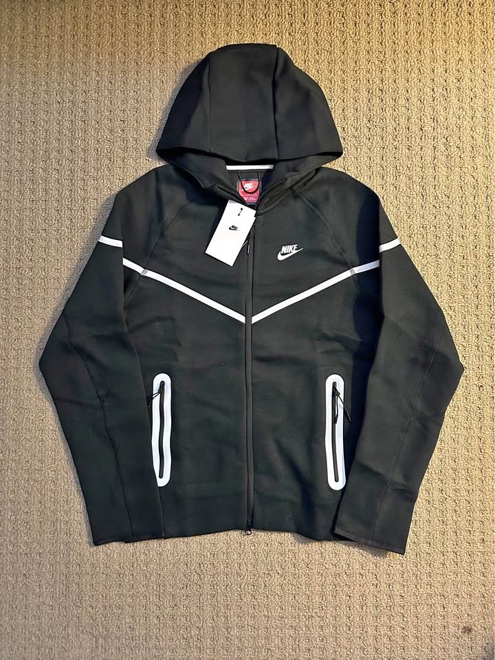 Reflective Nike Tech Fleece Top