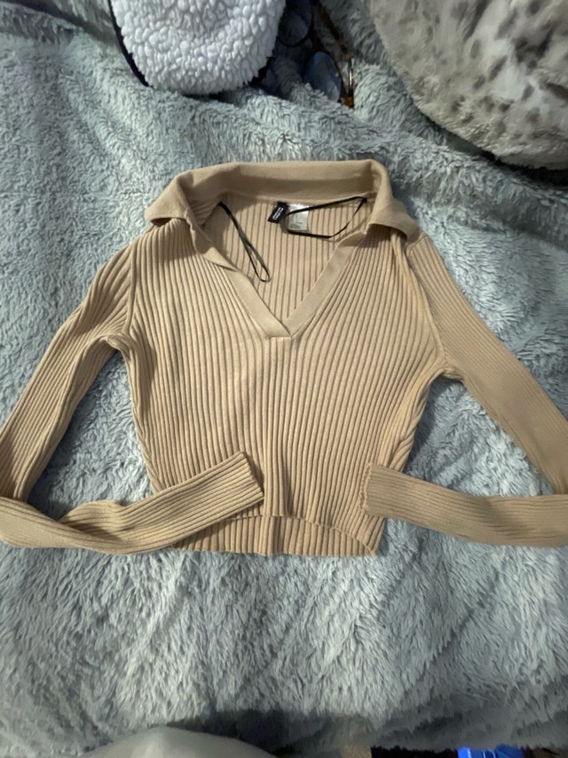 H&M Long Sleeve Crop Top - photo 2