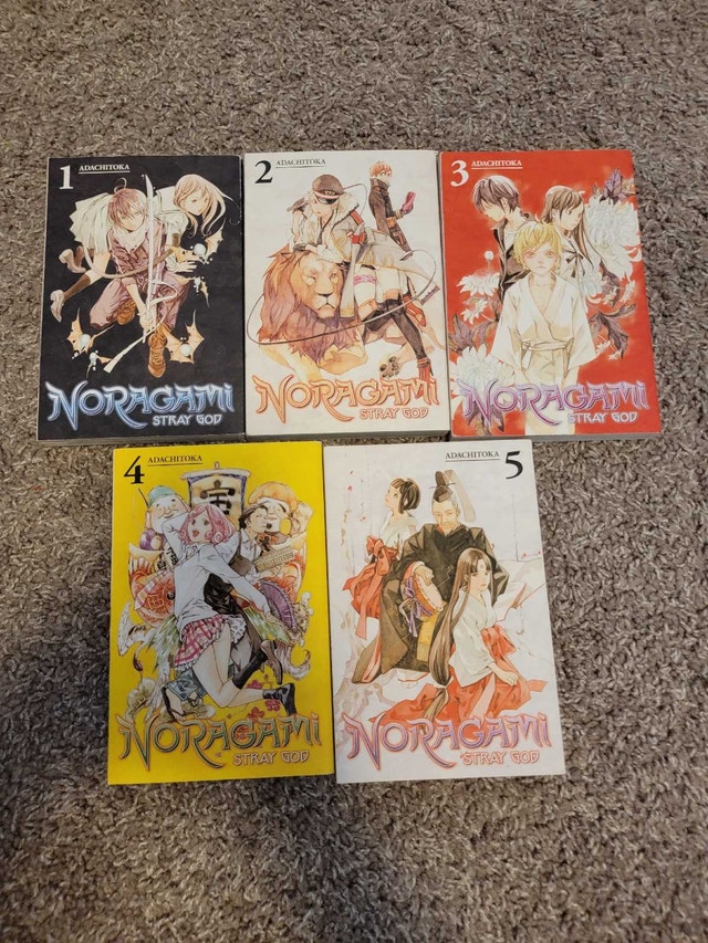 Manga Collection: Chainsaw Man, MHA:Vigilantes, Mob Psycho 100, - photo 4
