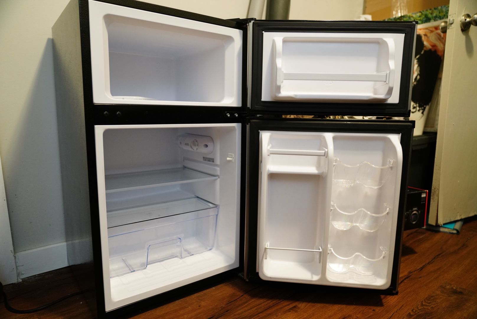 3.5 cf Mini Refrigerator
