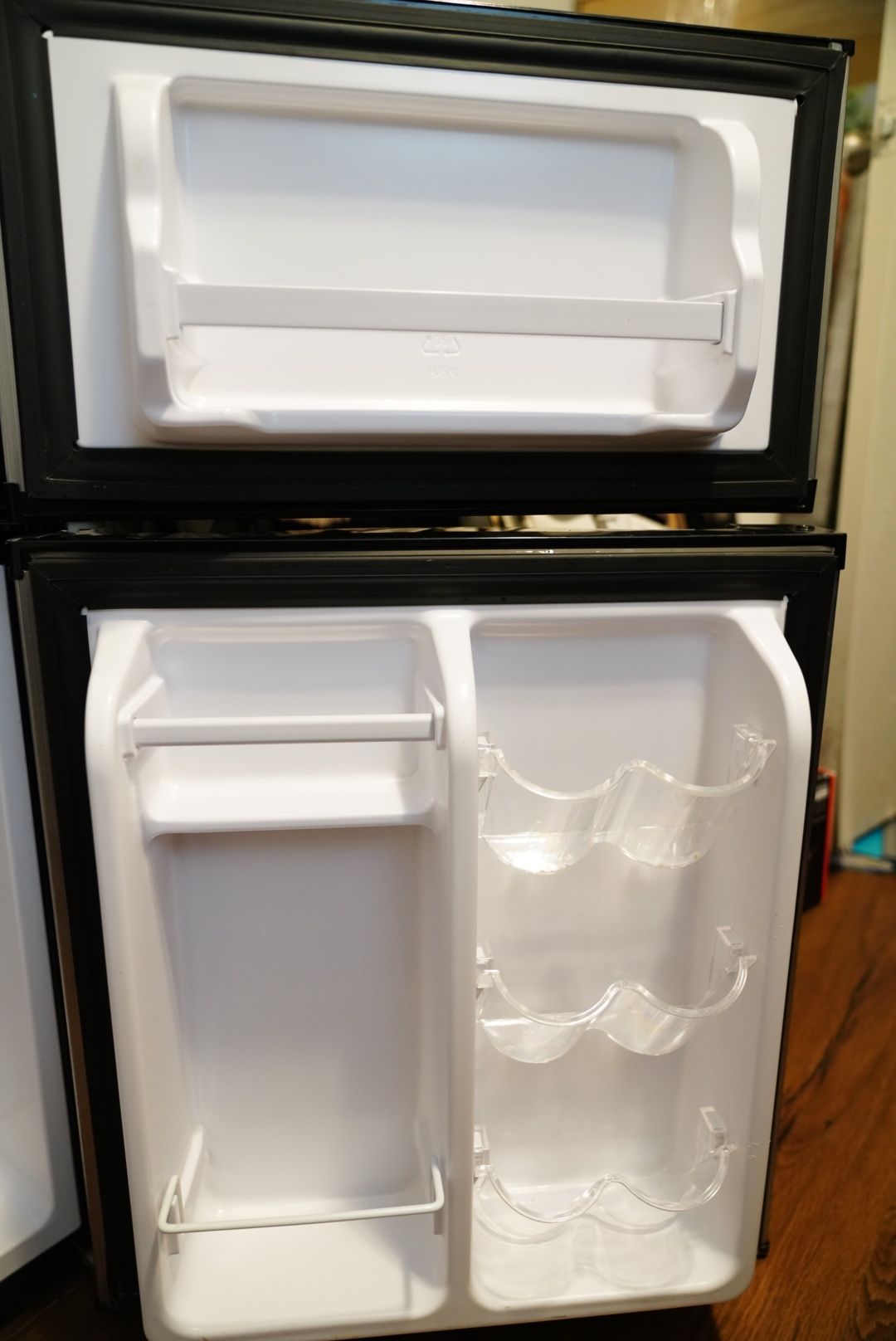 3.5 cf Mini Refrigerator - photo 2
