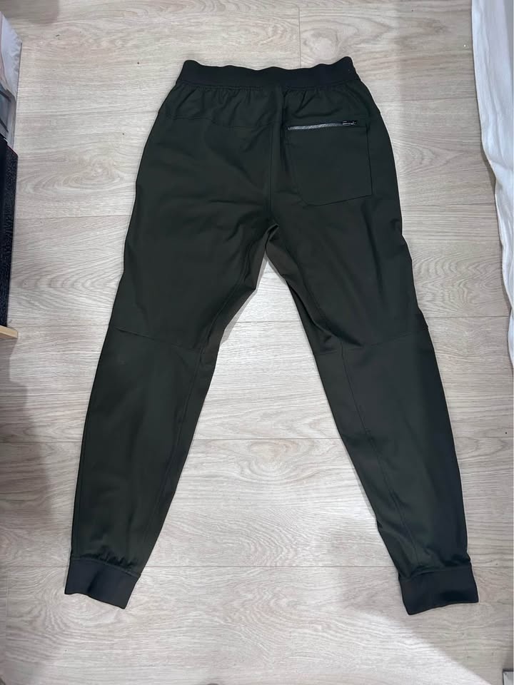 BRAND NEW DARK GREEN LULULEMON JOGGERS - photo 2