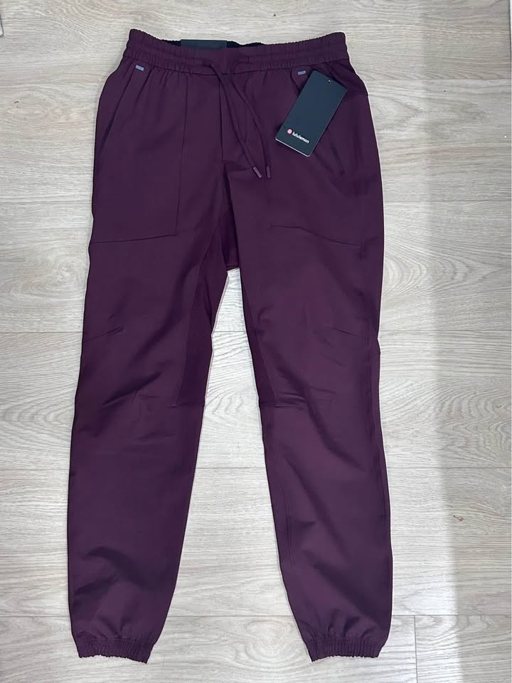 BRAND NEW WITH TAG RED MENS LULULEMON JOGGERS