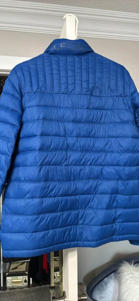 Tommy Hilfiger packable jacket Med - photo 3