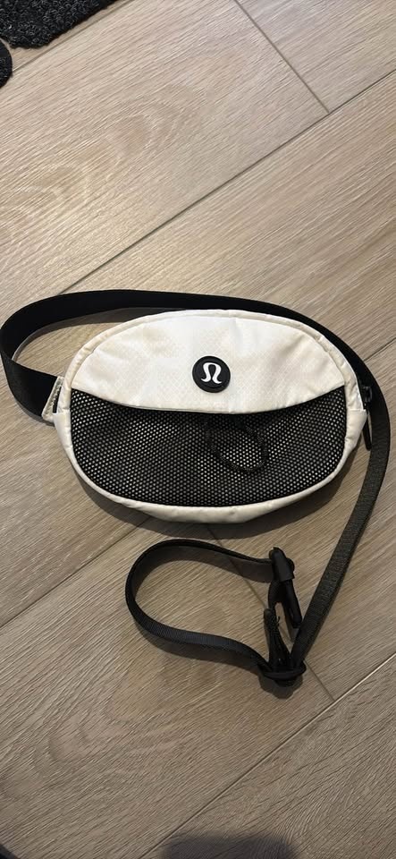 Belt Bag Lululemon