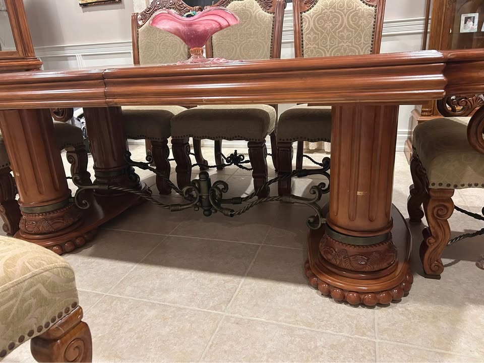 Wood & Iron Dining Room Set with 8 Chairs - photo 2