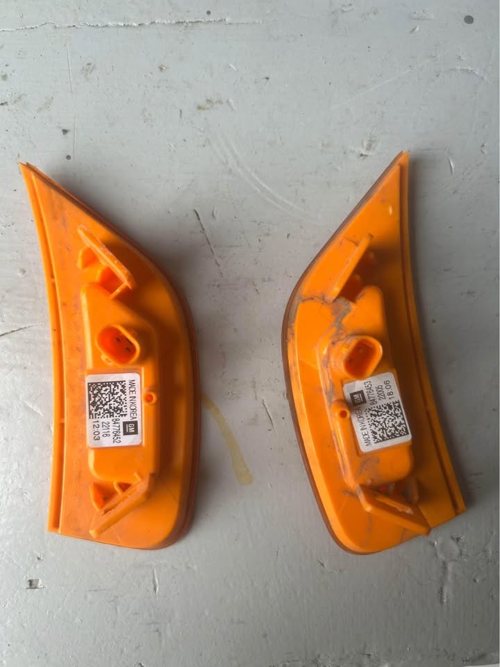 GMC Yukon Fender Lights - photo 3