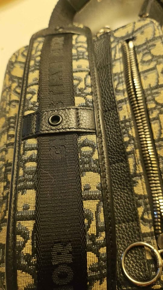 Christian Dior Side Bag - photo 4