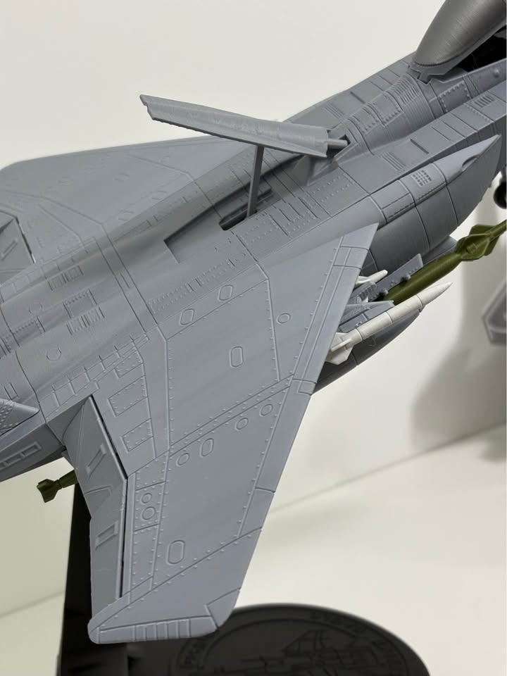 F-15E Strike Eagle Display Model w/ Stand - photo 3
