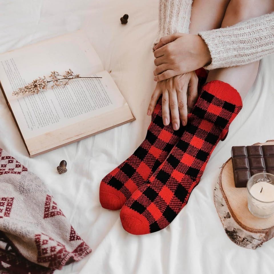 Hot Feet Thermal Socks 2 Pack, Red/Black - photo 2