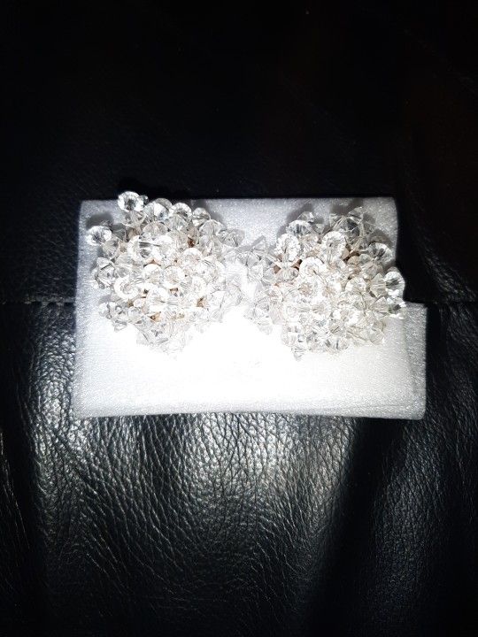 Cluster Diamond Style Earrings, Clip On, Close only - photo 3