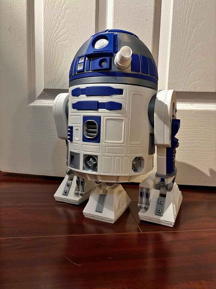 Mini Star Wars R2D2