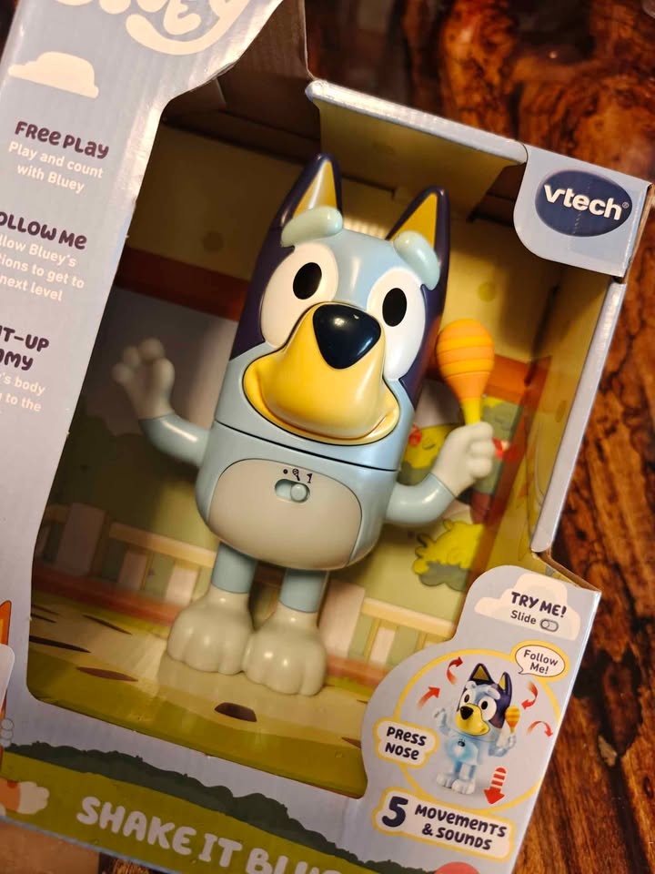 VTech Bluey "Shake It Bluey" Interactive Toy BNIB - photo 3