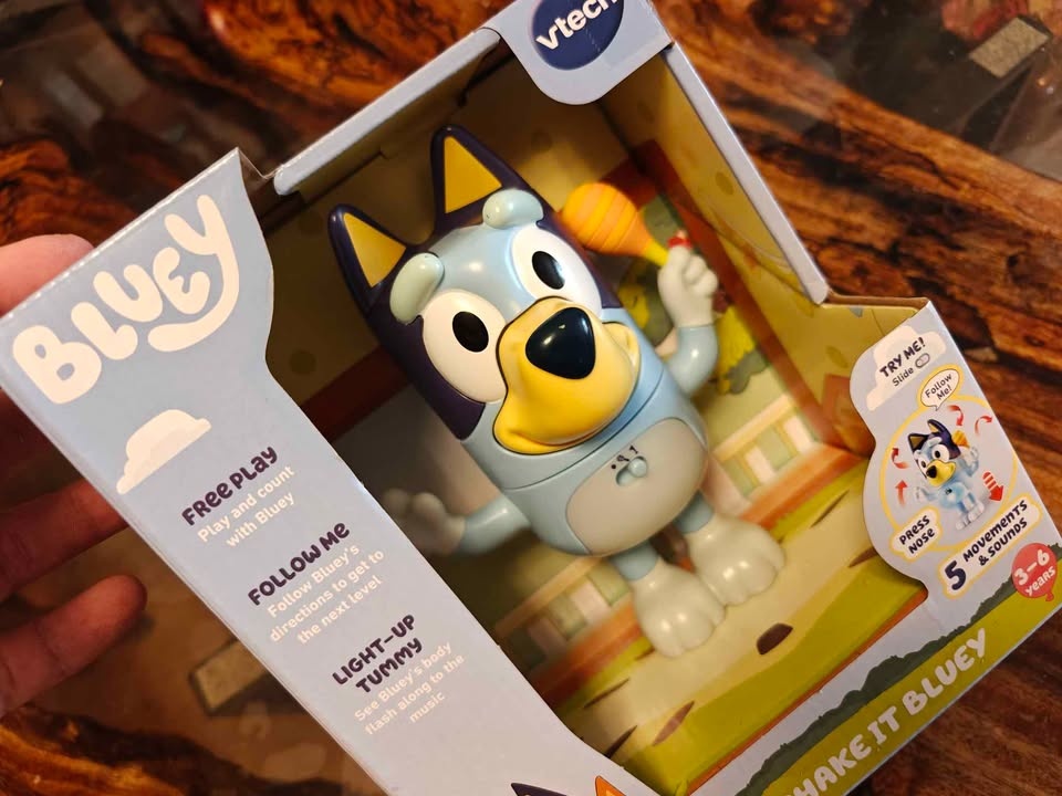 VTech Bluey "Shake It Bluey" Interactive Toy BNIB - photo 4