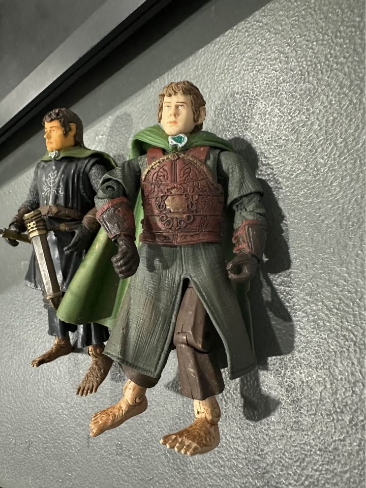 Lord of the Rings Merry Pippin Baby Groot Ent Figure - photo 4