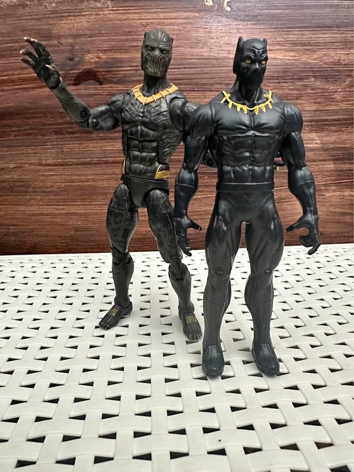 Black Panther and Warmonger Figures