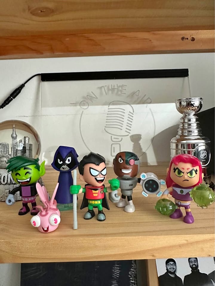 Rare Teen Titans GO 6 Mini Figures