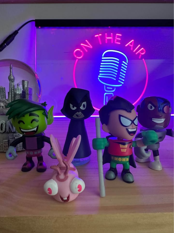 Rare Teen Titans GO 6 Mini Figures - photo 3