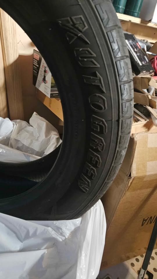 SUV Tires 275/55R20 Ford Expedition Max Tires - photo 2