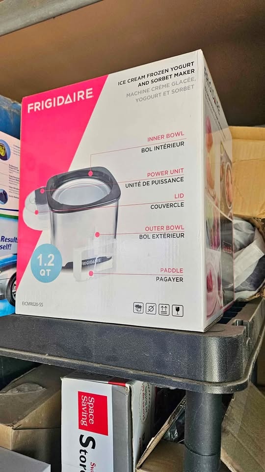 Frigidaire Frozen Yogurt, Ice Cream & Sorbet Maker