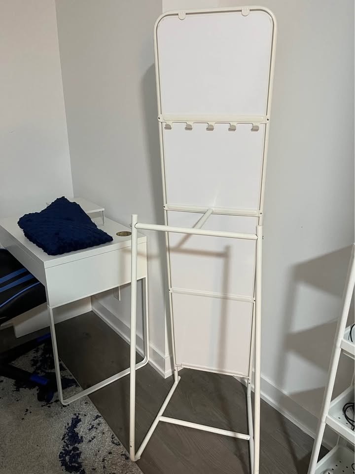IKEA Mirror - photo 2