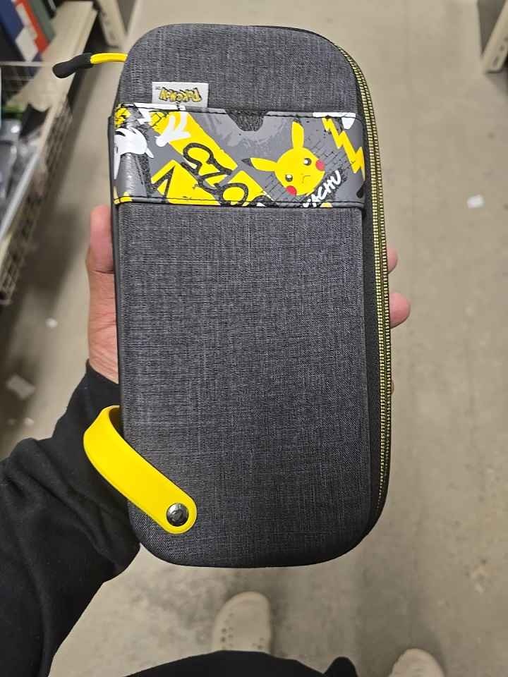 Pokemon Nintendo Switch Carry Case - photo 2