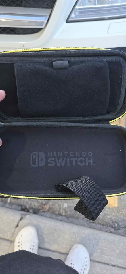 Pokemon Nintendo Switch Carry Case - photo 3