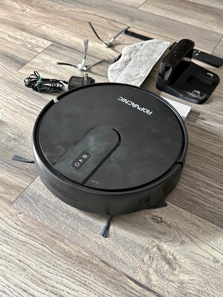 Ropvacnic Robot Vacuum