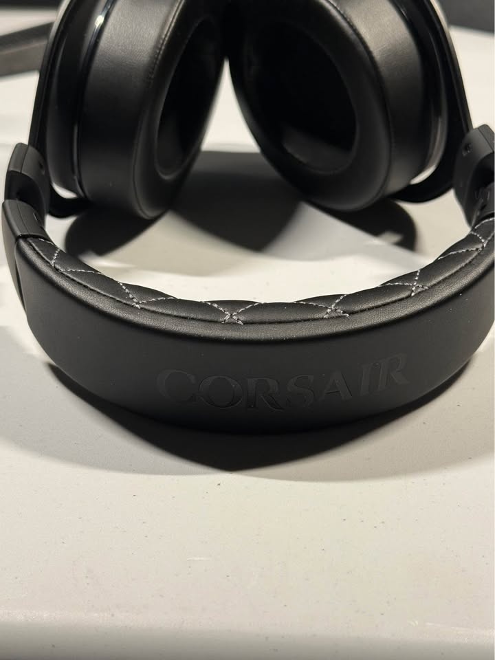 Corsair HS70 Pro wireless Headphones - photo 3