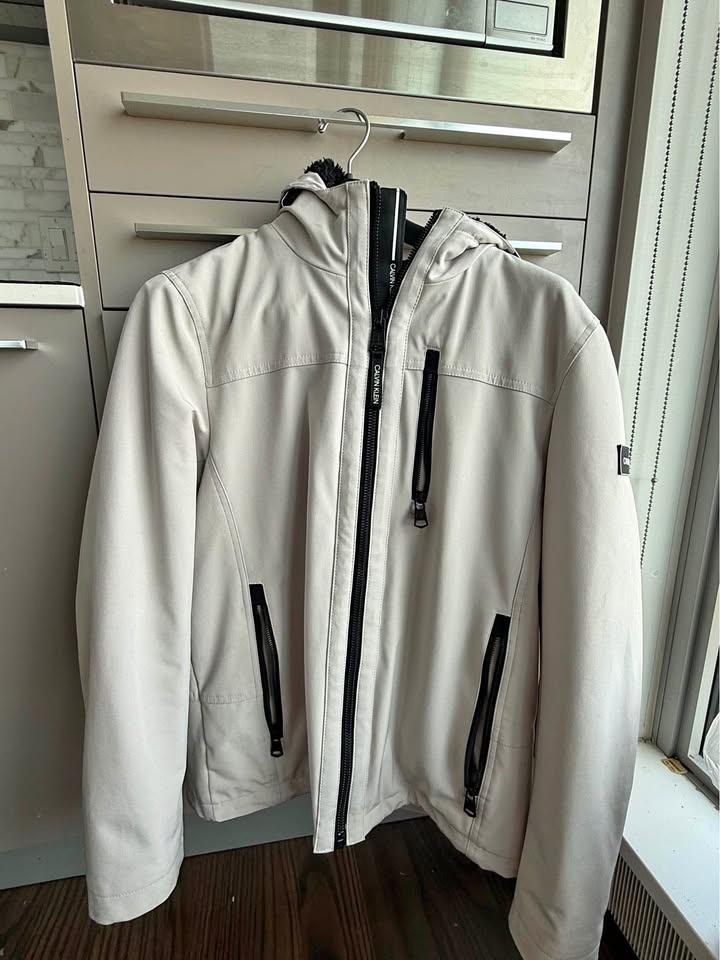 Calvin Klein Light Grey Jacket – Size Small, Good Condition