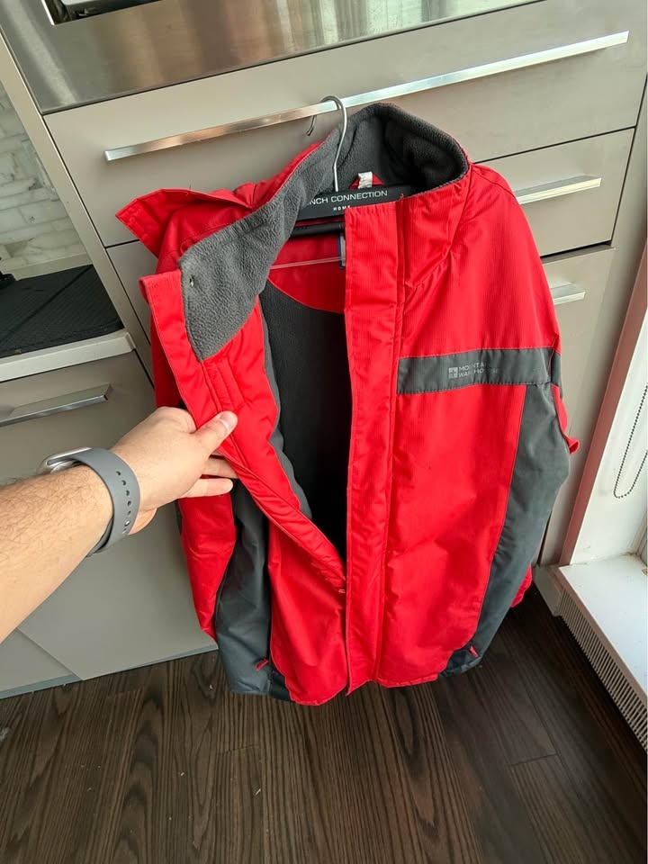 Mountain Warehouse Red & Grey Jacket – Size Small, Good Conditio - photo 2