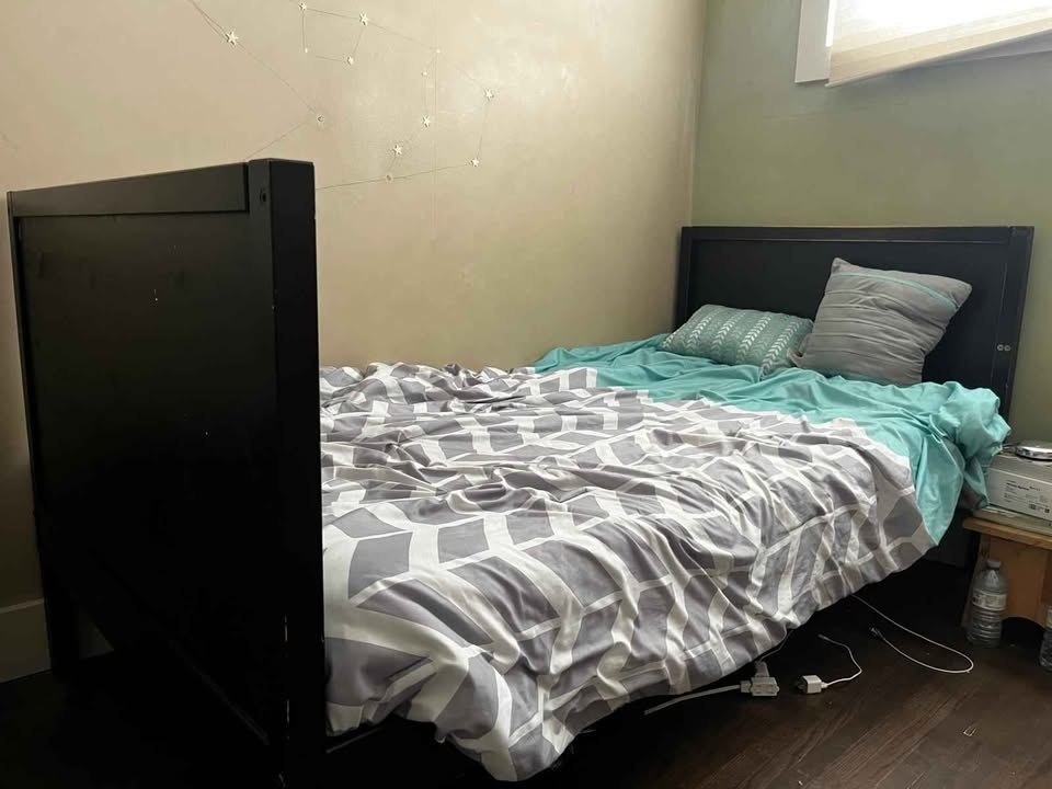 Black Twin Bed - photo 3