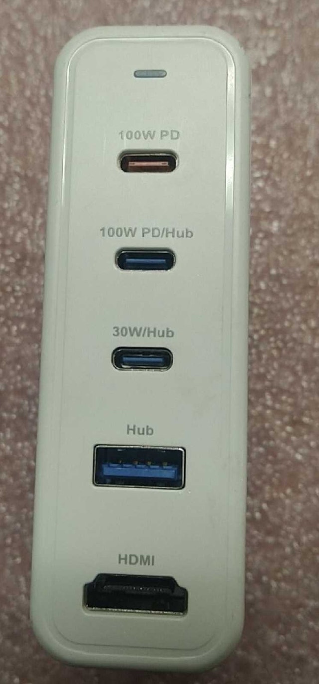INVZI Docking Station & 100W GaN USB-C Charger - photo 4