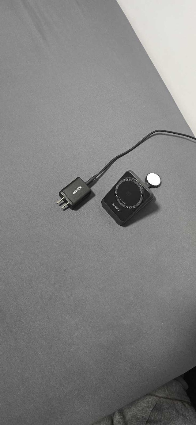 Anker Qi2 MagGo 3-in-1 15W Wireless Charger - photo 5
