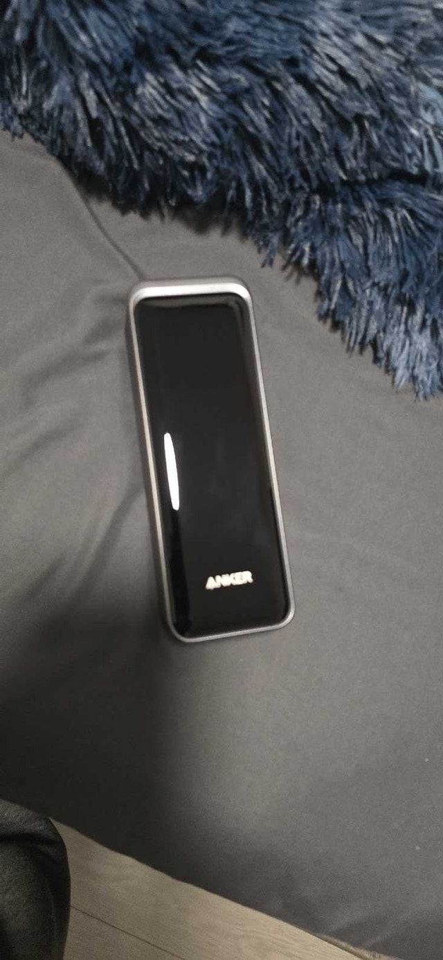 Anker Prime Power Bank, 27,650mAh + Silicone Cover - photo 4