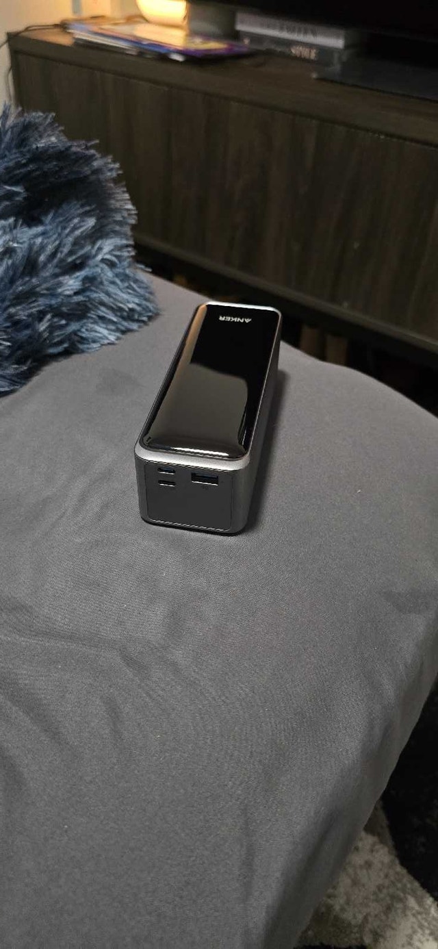 Anker Prime Power Bank, 27,650mAh + Silicone Cover - photo 5