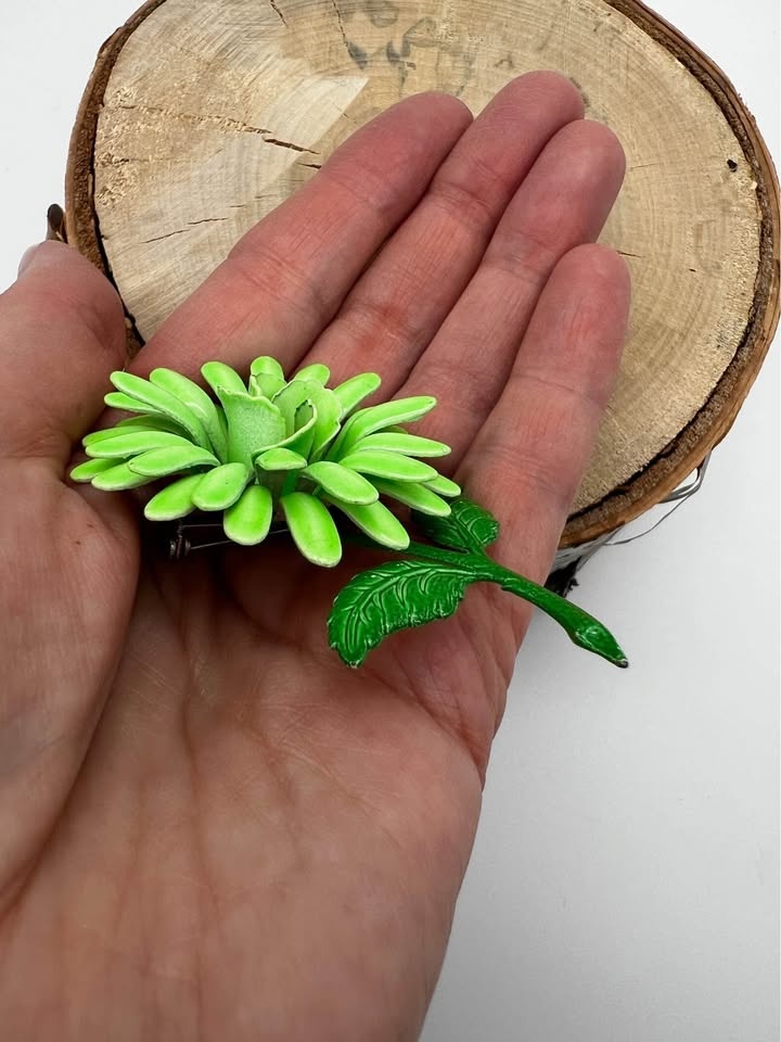Vintage Lime Green Enamel Flower Brooch – Large Statement Pin 3” - photo 3
