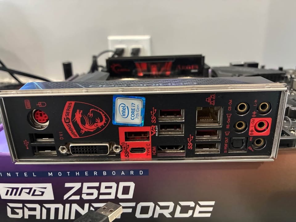 MSI Z270 Gaming Pro Carbon Motherboard with Intel i7-7700k CPU - photo 3