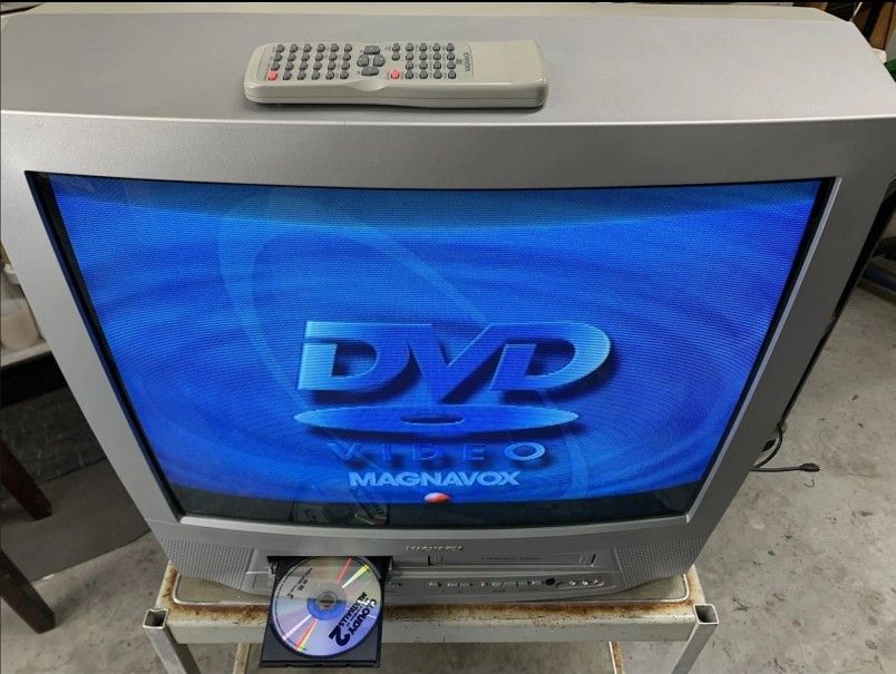 Magnavox 20" CRT TV DVD VCR Combo w/ Remote