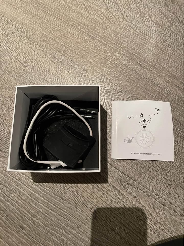 Bluetooth Speaker and Mosquito Repellent - photo 4