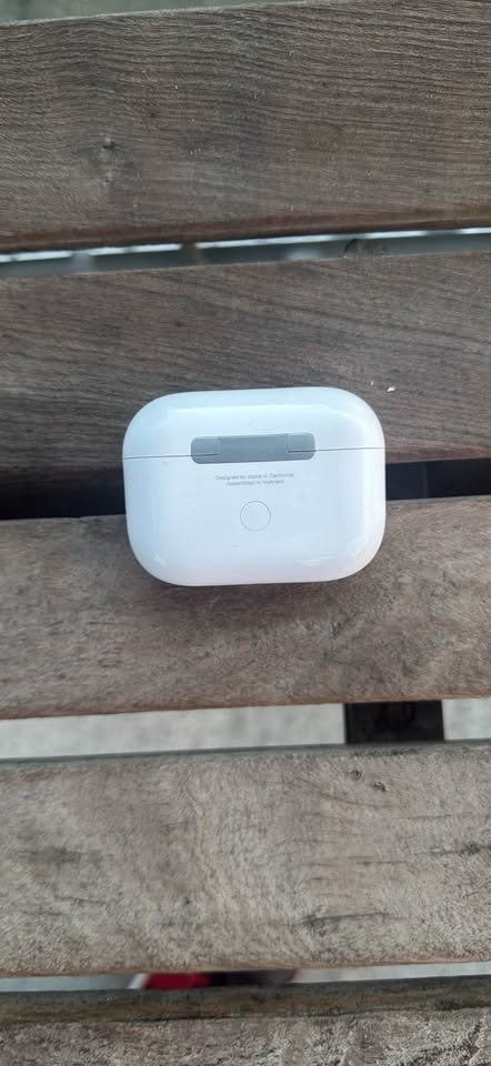 AirPods Pro 2 (not an Apple product) - photo 3